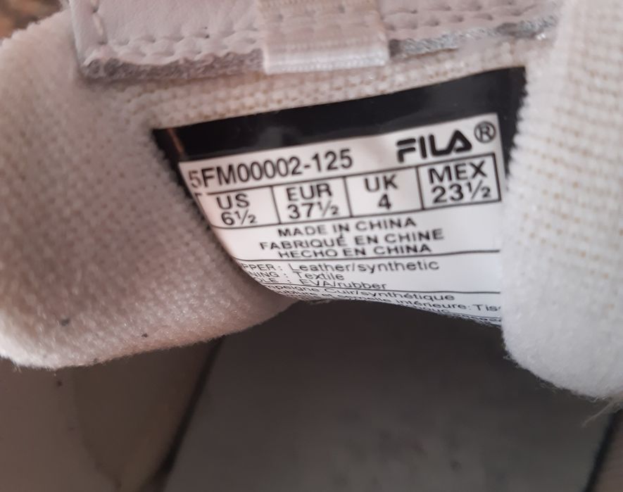 Tênis brancos Fila