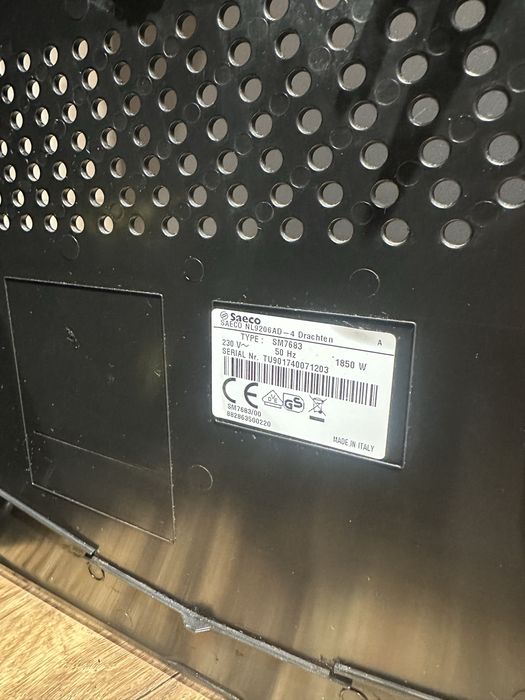 Продам кавоварку Saeco Xelsis