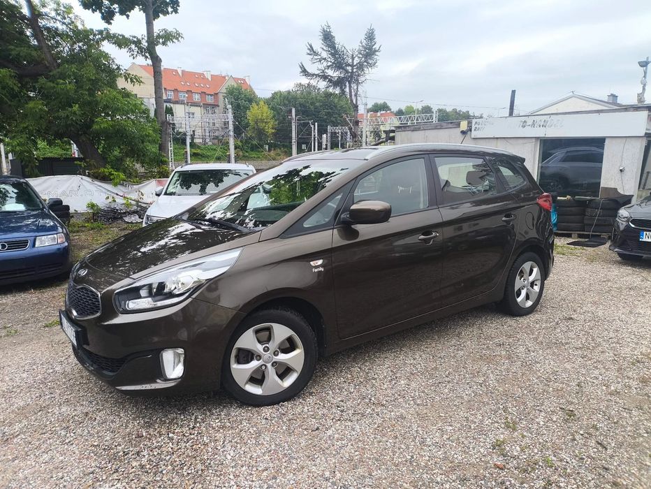 Kia Carens