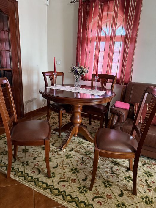 Mobilia de sala em cerejeira