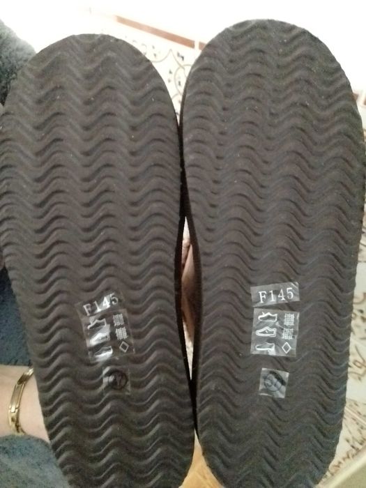 Botas cano alto camurça nº 37 novas