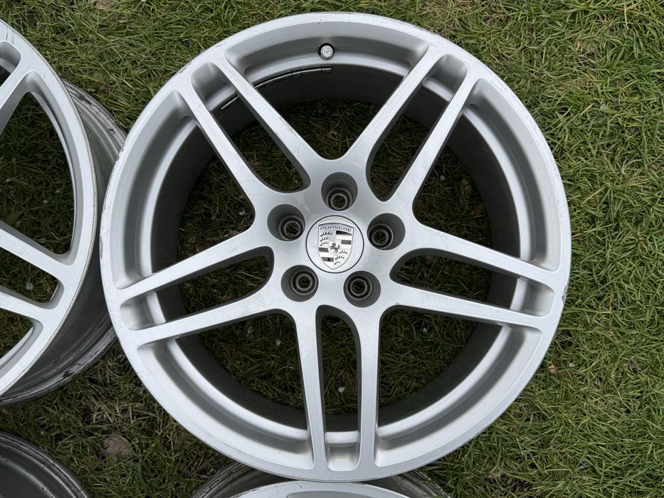 Ковані різноширокі диски 5х112 r18 Porsche