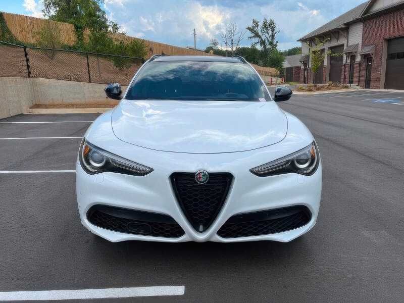 2023 Alfa Romeo Stelvio Veloce
