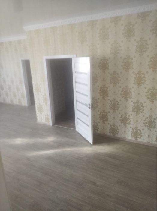 Продам просторный дом Красногорка