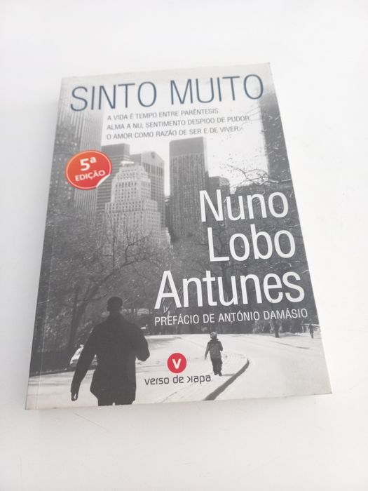 Livro "Sinto Muito " de Nuno Lobo Antunes