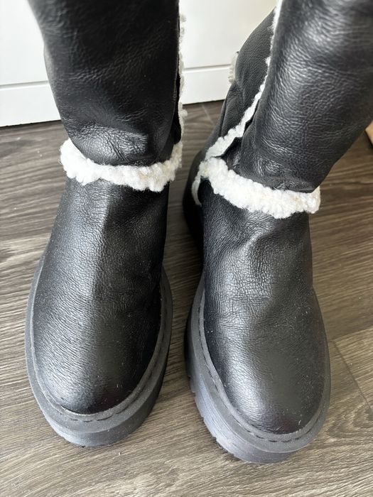 Зимові чоботи Armani Exchange