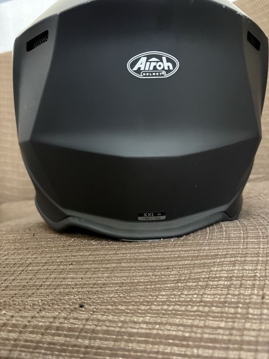 Шолом шлем Airoh