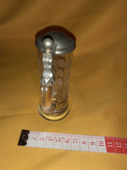 Antiga Caneca de Licor em vidro e estanho