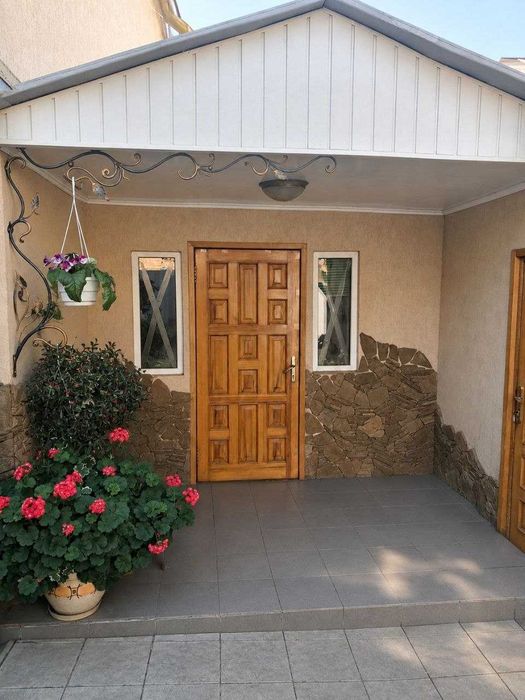 Продам будинок для родини м. Дергачі