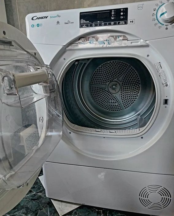 Vendo 4 coisa máquina de lavar louça arca e máquina secar e figorifico