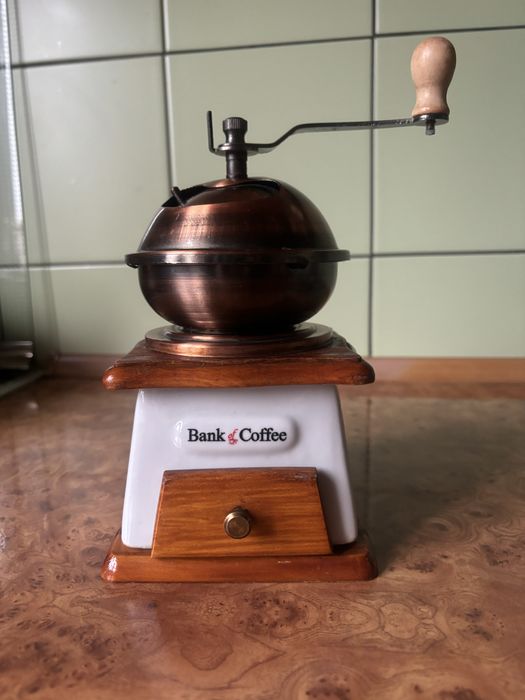 Кофемолка декоративная