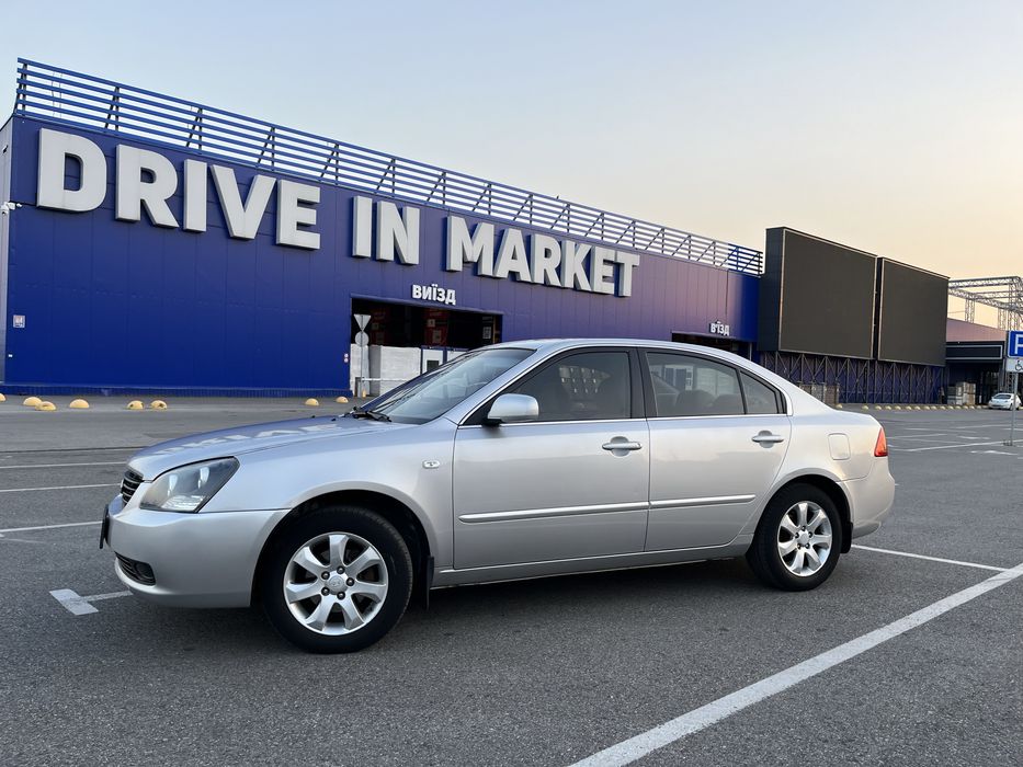 Продам авто Kia Magentis 2008 2.0 газ/бензин в хорошому стані.
