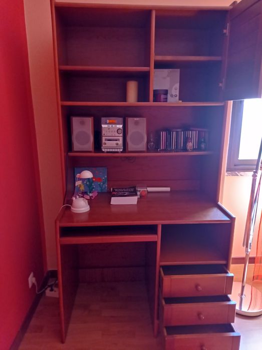 Mobília de quarto tipo estúdio