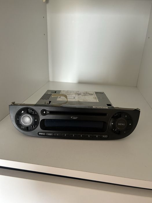 Radio fiat 500 - para despachar