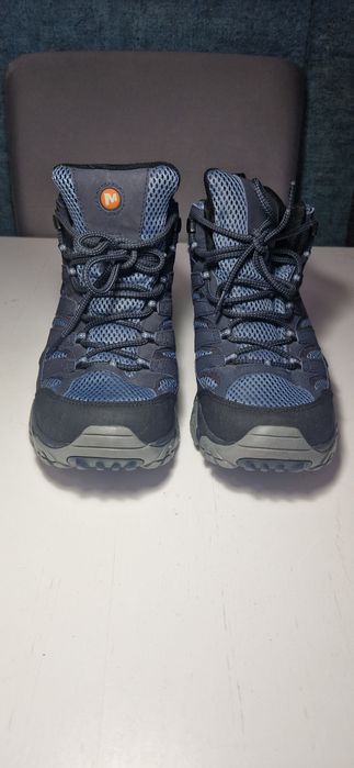 Merrell 46.            .