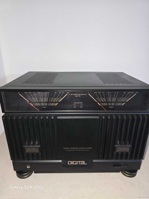 Estradowa końcówka mocy DIGITAL