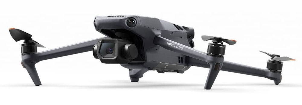 Квадрокоптер DJI Mavic 3 Fly More Combo