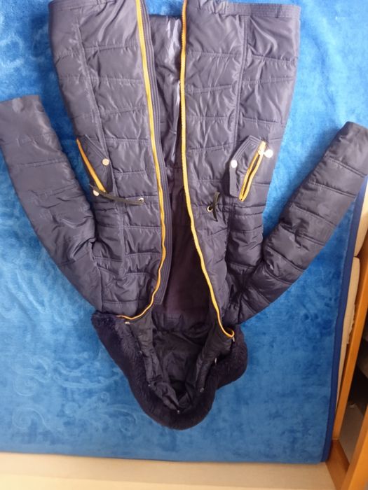 Жіночі  куртки теплі осінь зима