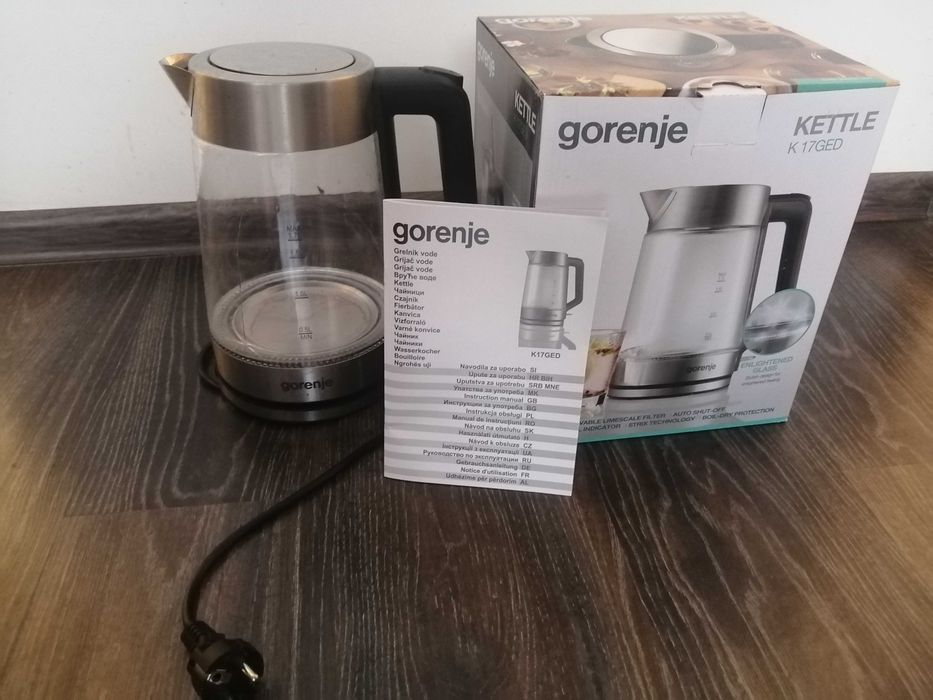 Продаю електричний скляний чайник Gorenje K17GED (пошкоджений)