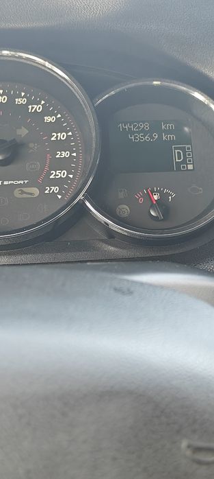 Renault Mégane 1.5 dCi Sport EDC – 2015 / Automático /Excelente Estado