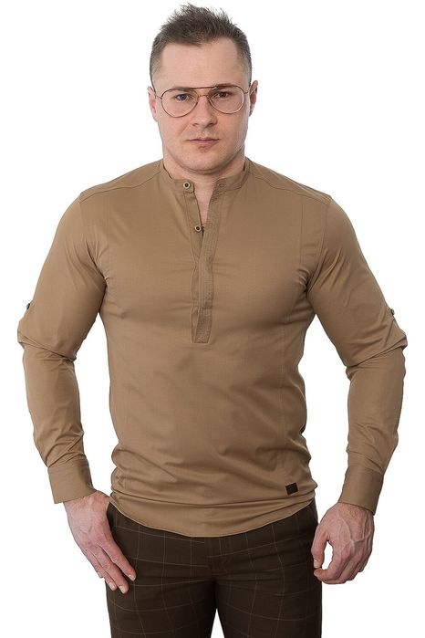 Bezowa koszula meska slim fit ze stojka kryte guziki Stylovy 105 - S