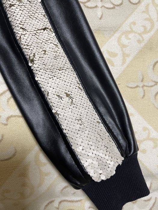 Ветровка  для девочки