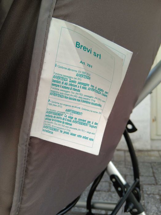 Carro Bebé com ovo e cadeira da Brevi