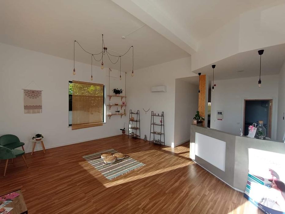 Gabinetes para Arrendar VNB