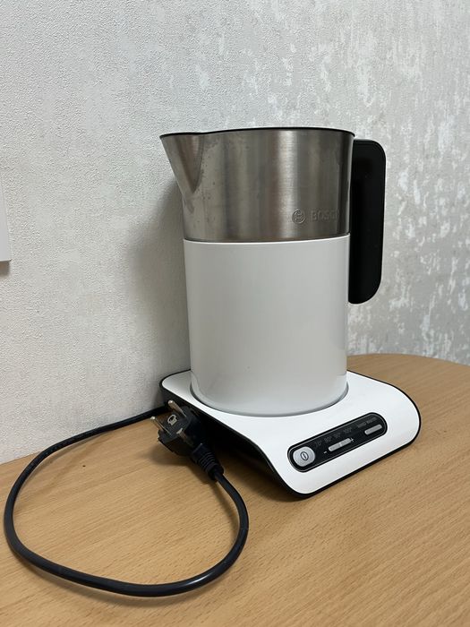 Електрочайник Bosch TWK 8611P