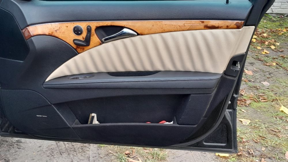 Boczki drzwi mercedes w211 lift fotele