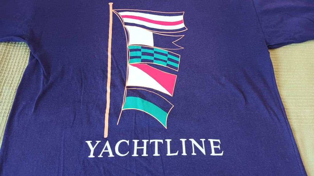 T-shirt azul escura Yachtline