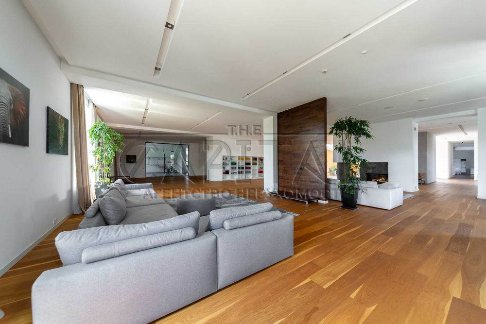 Ексклюзивна  VIP Резиденція свій парк, озеро, Обухівський район