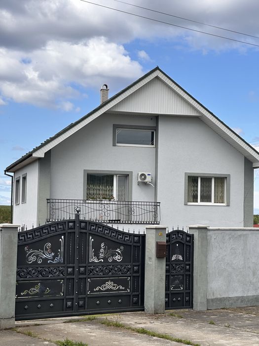 Комфортний будинок - готель  Берегово« Золота підкова»  Берегово, подобово