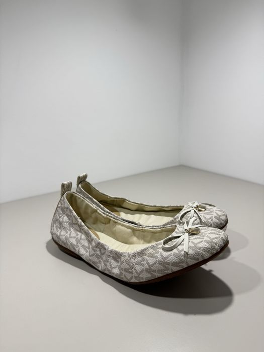 Бежеві жіночі балетки Michael Kors  Juliette Flat шкіряні оригінал мокасини майкл корс туфлі на плоскій підошві