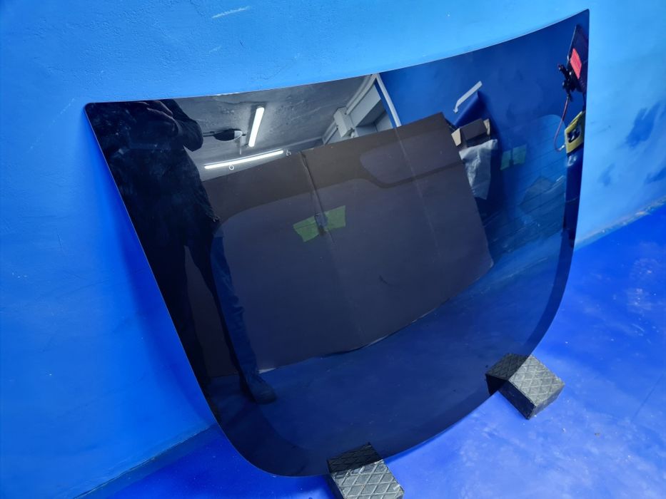 SZYBA tylna tylnej klapy bagażnika TESLA MODEL Y 2023 grzana ORYGINAŁ