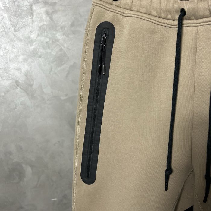 Штани Nike Tech Fleece 2025