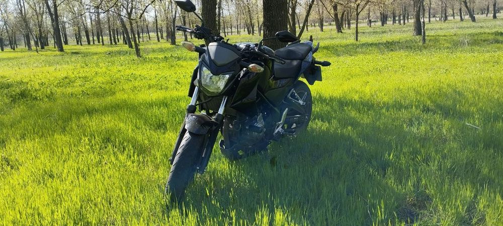 Продам Honda cb250f