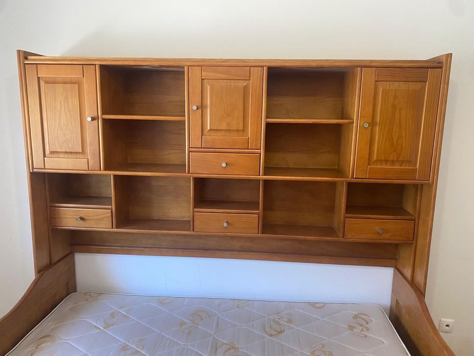 Vendo Estúdio Completo madeira Pinho