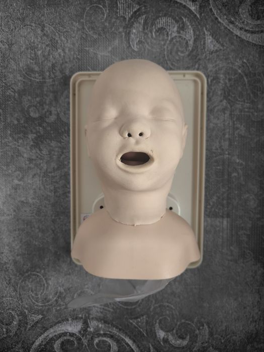 Laerdal dziecięca głowa do intubacji