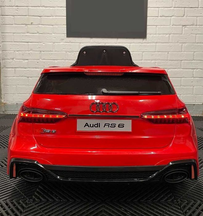 Samochód AUDI QUATTRO RS6 4x4 Motor Elektryczny Auto AKUMULATOR DZIECI