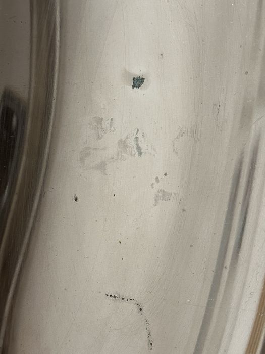 Peça de decoração com defeito