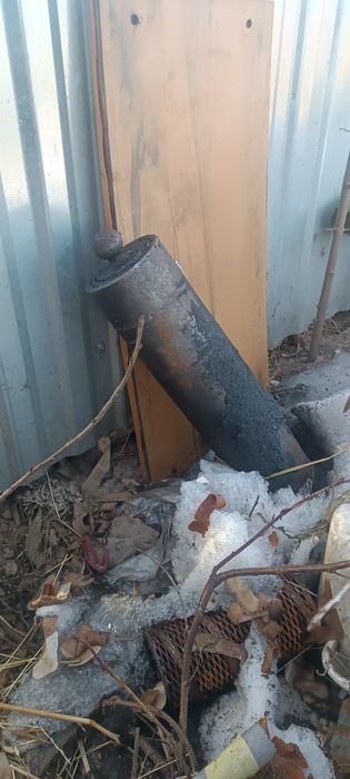 Циліндр 3 штоковий