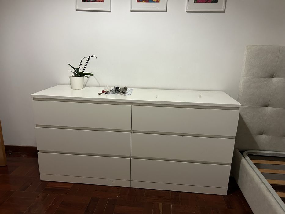 Cómoda com 6 gavetas