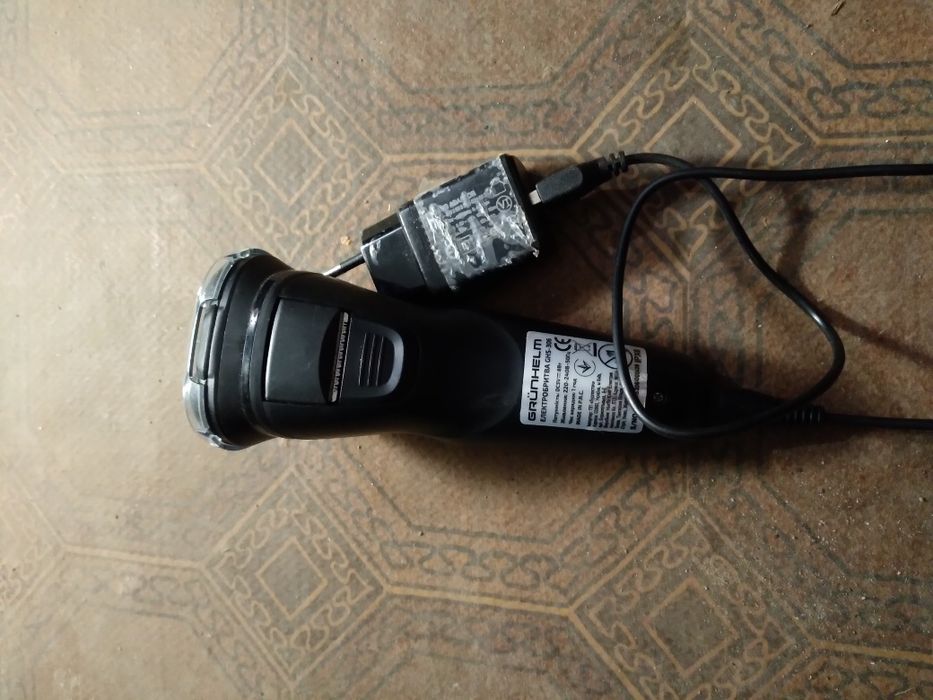 Бритва електрична з тримером Grunhelm GHS-306