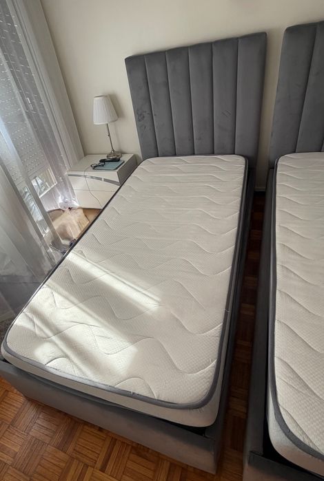 Vendo 2 camas de solteiro como novas