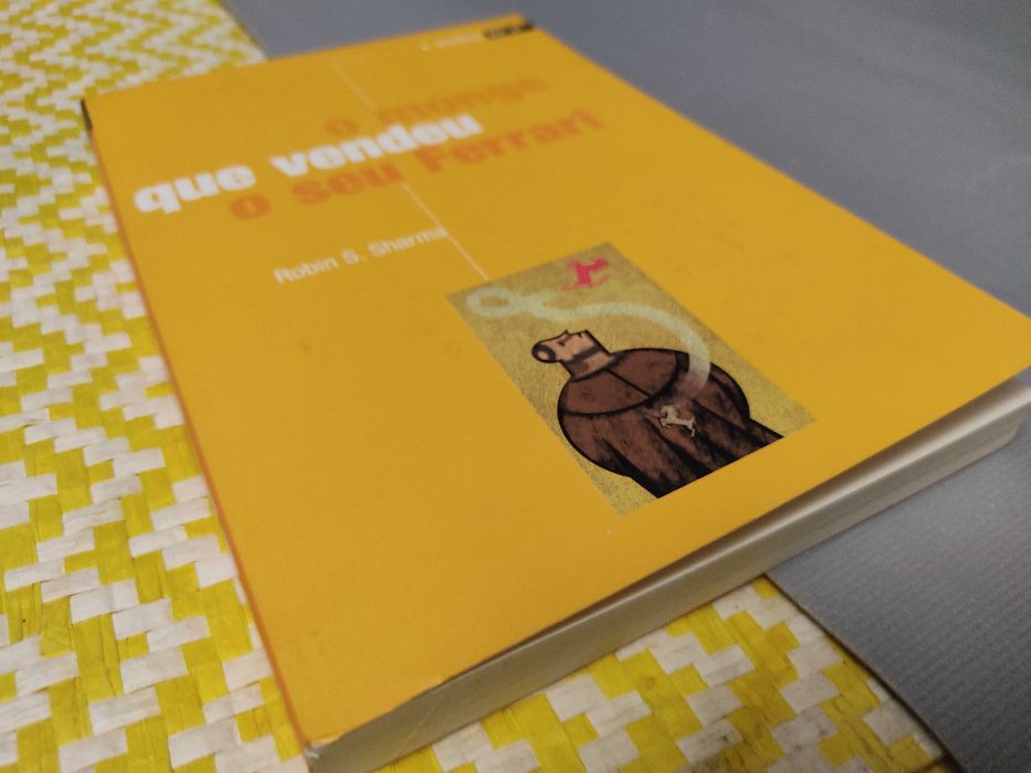 O Monge que vendeu o seu Ferrari -
Robin S. Sharma