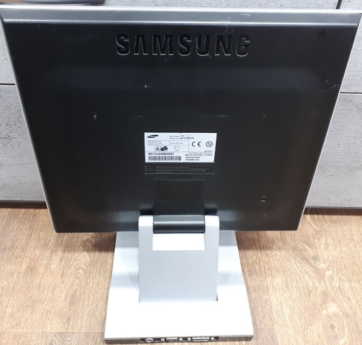 Монитор Samsung 172T