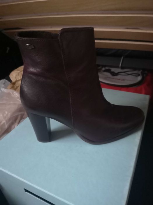 Sprzedam buty rozmiar 39