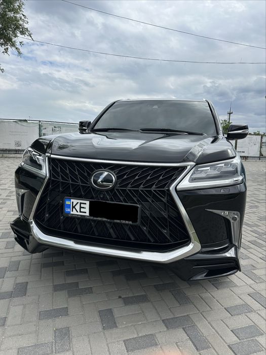 Продам Lexus LX570 f-sport 2019г 60000$