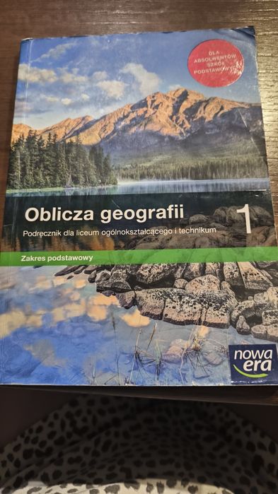 Sprzedam podręcznik Oblicza geografii 1